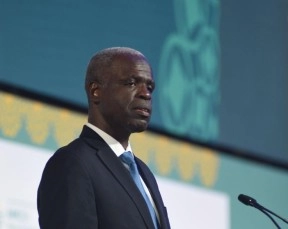 Central Bank governor highlights importance of faster digital transactions